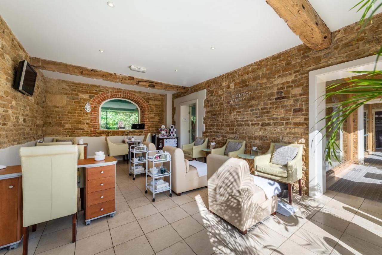 Rushton Hall Hotel&Spa Kettering Buitenkant foto